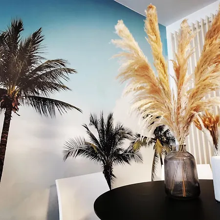 Proche De Centre, Cinema Renove Avec Parking Gratuit Апартаменты *